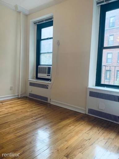 Main picture of 119 E 89th St