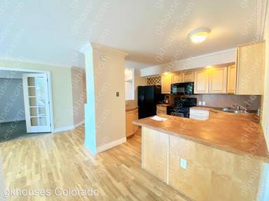 Main picture of Parkway Condominiums