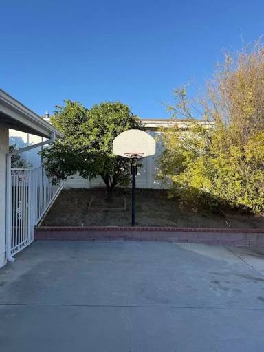 Main picture of 11725 Monogram Ave