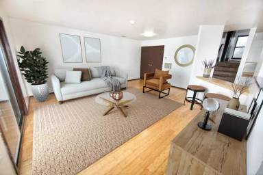 Main picture of 9054 N Park Plaza Ct