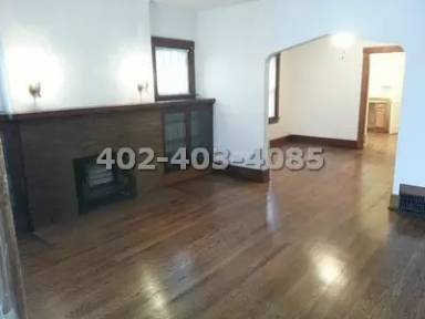 Main picture of 4427 Leavenworth St