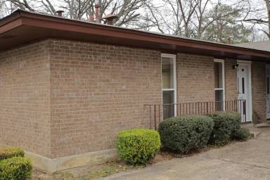 Main picture of 1842 Coral Ln