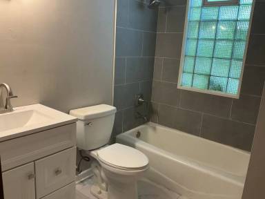 Main picture of 3112 S New York Ave