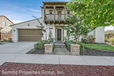 Main picture of 5002 Enderby St