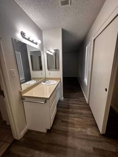 Main picture of Belle Terrace Apartments