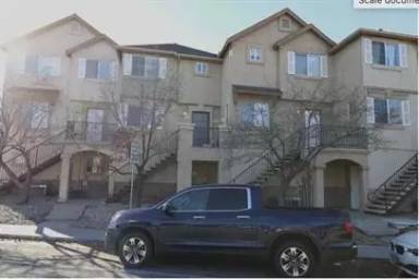 Main picture of 405 Holcomb Ave