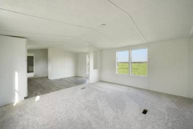 Main picture of 146 Country Oaks St