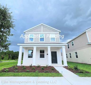 Main picture of 6401 Sprucepine Ln
