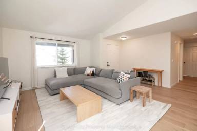 Main picture of 61336 Stardrift Dr