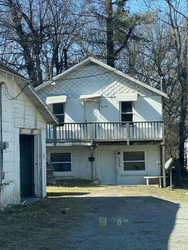 Main picture of 117 S Fowler Ave