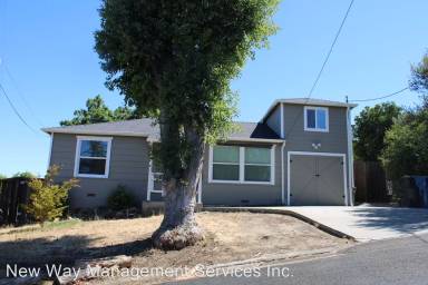 Main picture of 35 La Cruz Ave