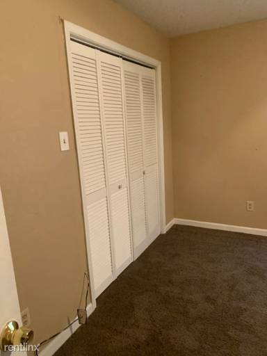 Main picture of 3425 Knight Rd