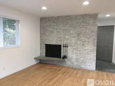 Main picture of 2454 161st Ave NE