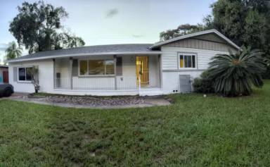 Main picture of 562 Hartley Pl