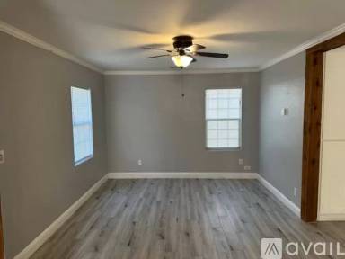 Main picture of 2340 NW 31st St