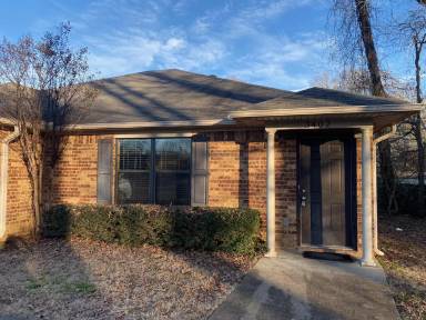 Main picture of 3402 Parish Cir
