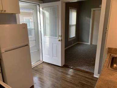 Main picture of 2553 Rees St