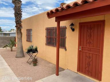 Main picture of 2431 N Fontana Ave