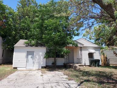 Main picture of 4101 SE 22nd St