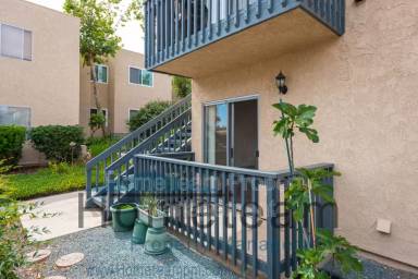 Main picture of 8475 Avenida Angulia
