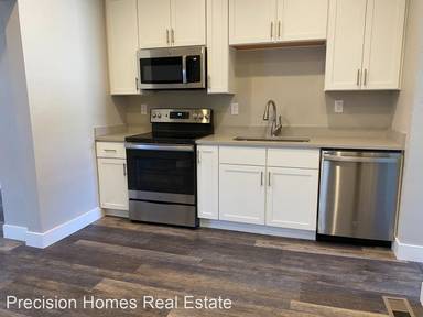 Main picture of 402 Broadway St