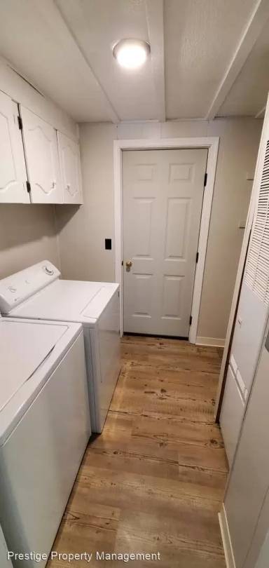 Main picture of 315 S 1st St