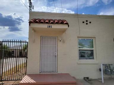 Main picture of 820 S Arizona Ave