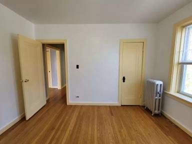 Main picture of 2050 N Kostner Ave