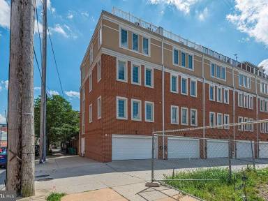 Main picture of 1016 S Conkling St