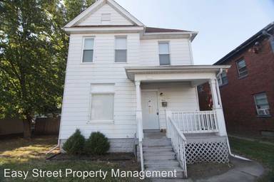 Main picture of 411 W 14th St