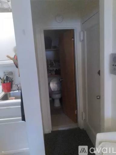 Main picture of 105 Luquer St