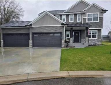 Main picture of 139 144th Ave NW