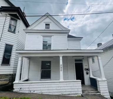 Main picture of 290 Wiles St