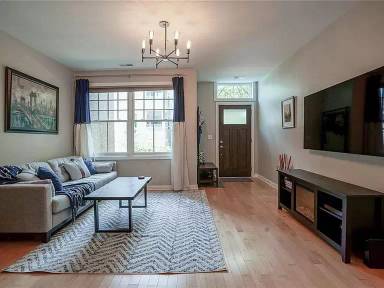 Main picture of 517 N Park Ave