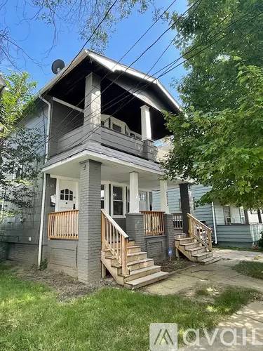 Main picture of 3715 W 39th St