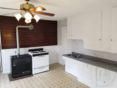 Main picture of 350 Wood Ave