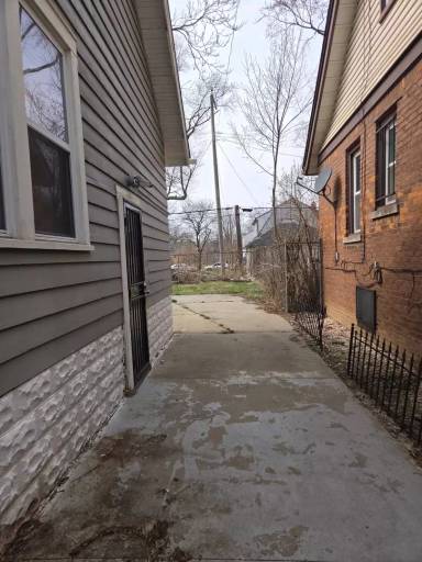 Main picture of 14375 Terry St