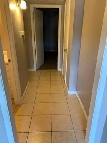 Main picture of La Place Apartments