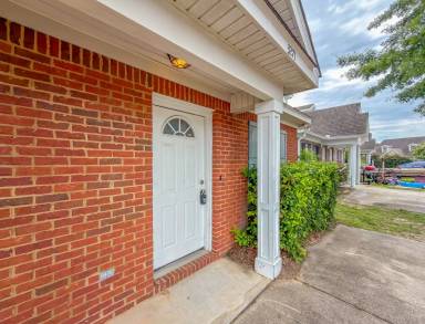 Main picture of 3271 Sugar Berry Way
