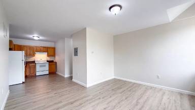 Main picture of 990 Wethersfield Ave