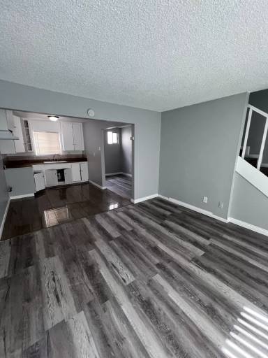 Main picture of 1241 S Greenwood Ave