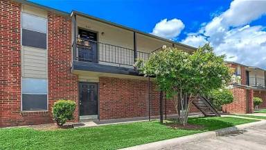 Main picture of Woodlawn Gardens Apartments