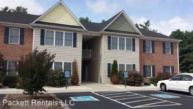 Main picture of 35 Town Center Way