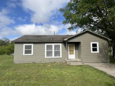 Main picture of 1021 Hillside Dr