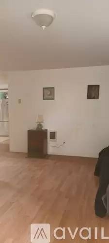 Main picture of 280 SW Range Dr