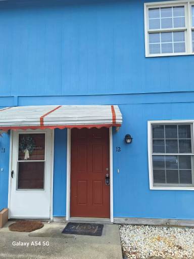 Main picture of 3810 Symi Cir