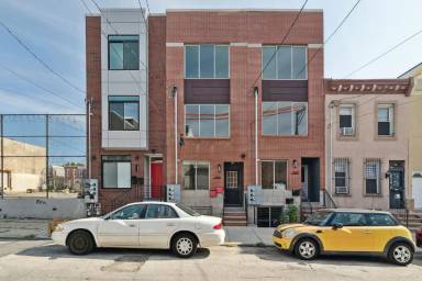 Main picture of 1847 E Huntingdon St