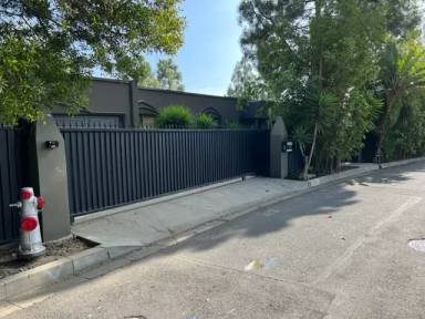 Main picture of 1263 Lago Vista Pl