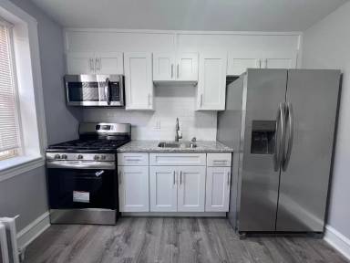 Main picture of 2135 Bleigh Ave