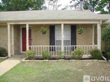 Main picture of 3000 Mona Dr